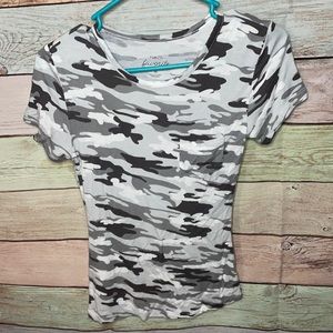 Rue21 Gray Camo Top